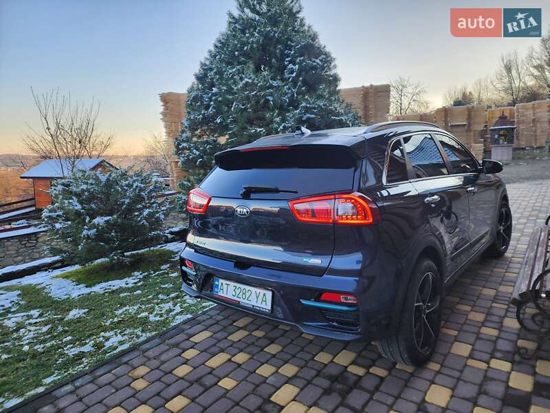 Внедорожник / Кроссовер Kia Niro 2019 в Косове фото 12 Внедорожник / Кроссовер Kia Niro 2019 в Косове