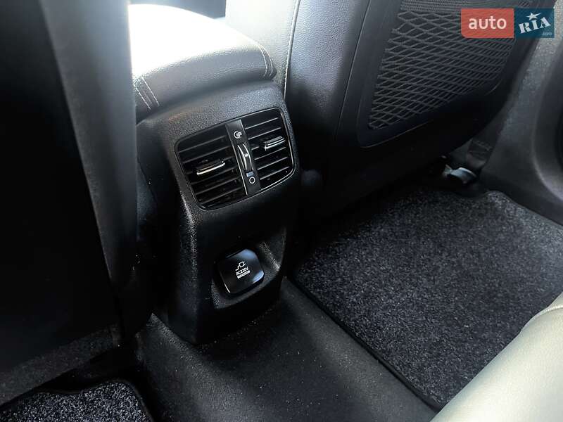 Внедорожник / Кроссовер Kia Niro 2020 в Львове