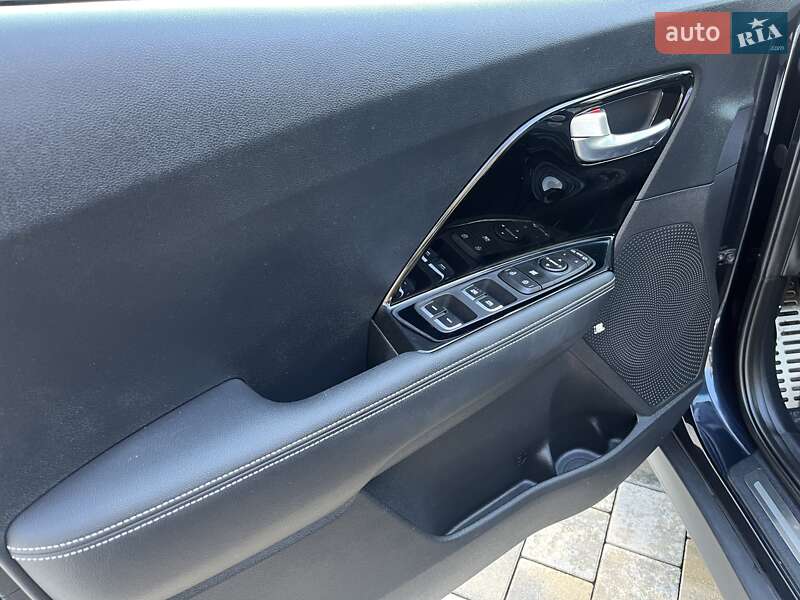 Внедорожник / Кроссовер Kia Niro 2020 в Львове