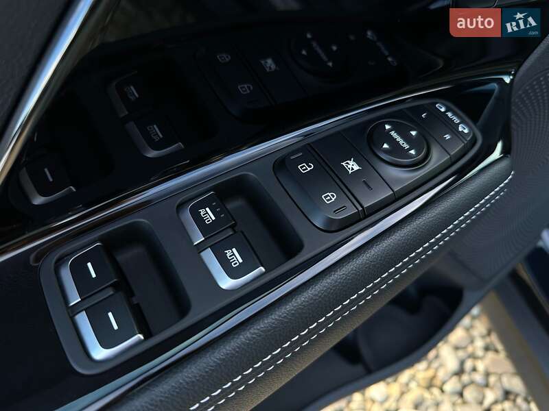 Внедорожник / Кроссовер Kia Niro 2020 в Львове