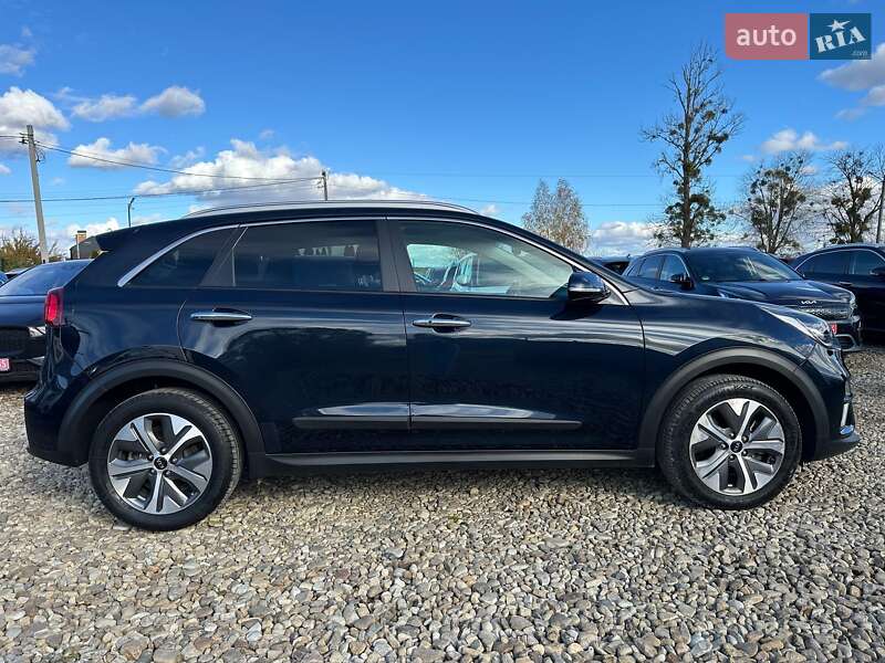 Внедорожник / Кроссовер Kia Niro 2020 в Львове