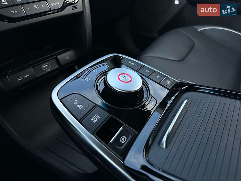 Внедорожник / Кроссовер Kia Niro 2020 в Львове