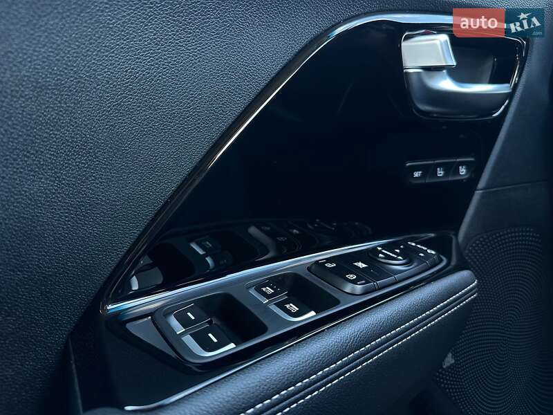 Внедорожник / Кроссовер Kia Niro 2020 в Львове