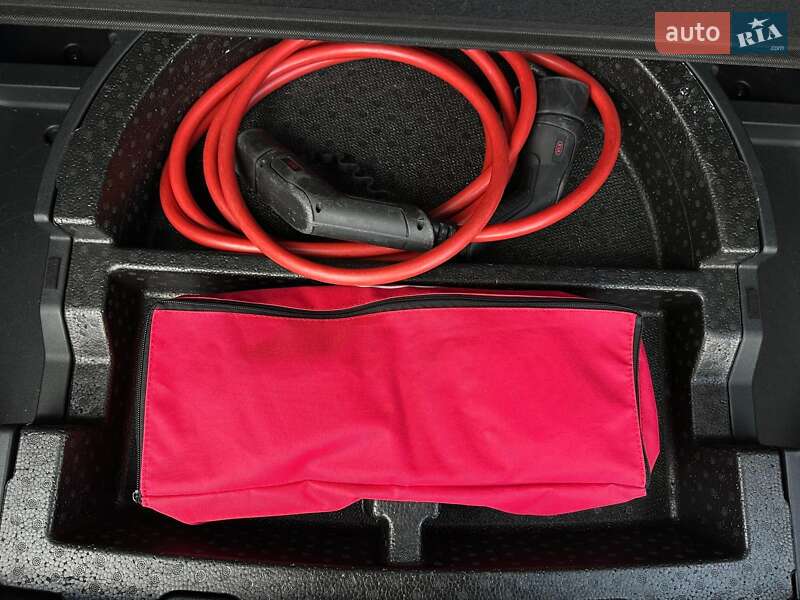 Внедорожник / Кроссовер Kia Niro 2020 в Львове