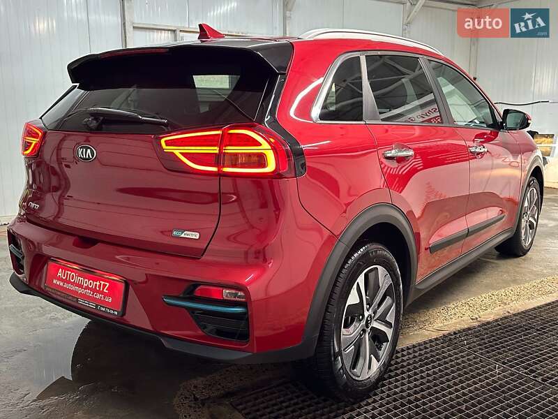 Позашляховик / Кросовер Kia Niro 2020 в Львові фото 29 Позашляховик / Кросовер Kia Niro 2020 в Львові