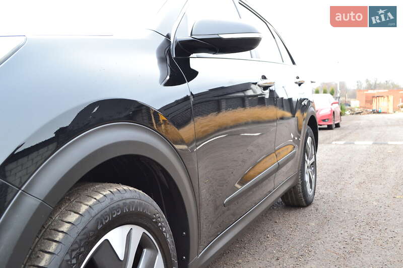 Внедорожник / Кроссовер Kia Niro 2020 в Ровно