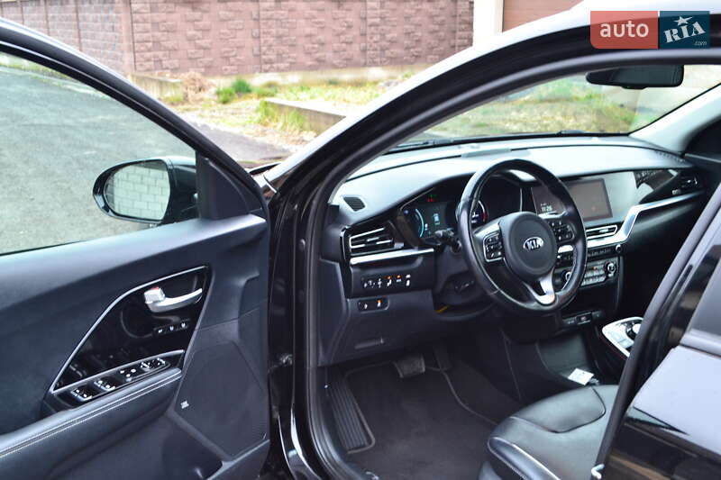 Внедорожник / Кроссовер Kia Niro 2020 в Ровно