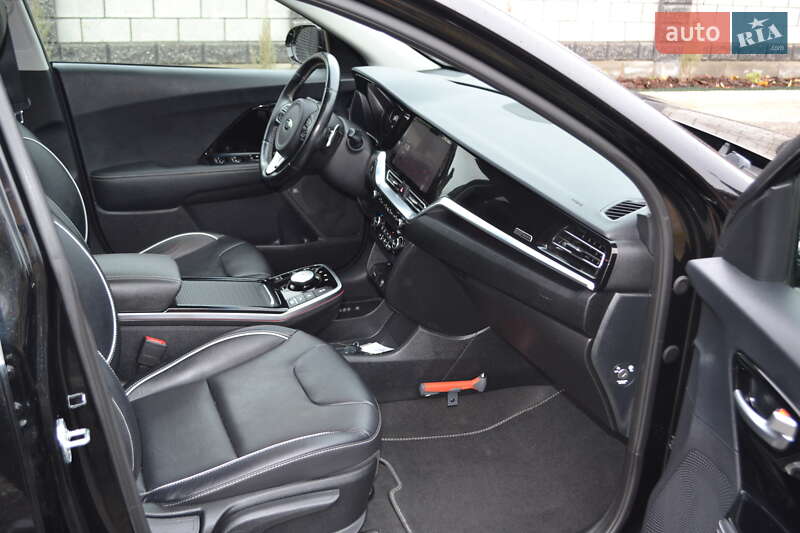 Внедорожник / Кроссовер Kia Niro 2020 в Ровно