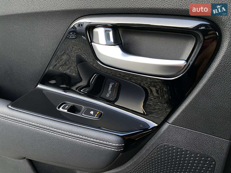 Внедорожник / Кроссовер Kia Niro 2020 в Львове