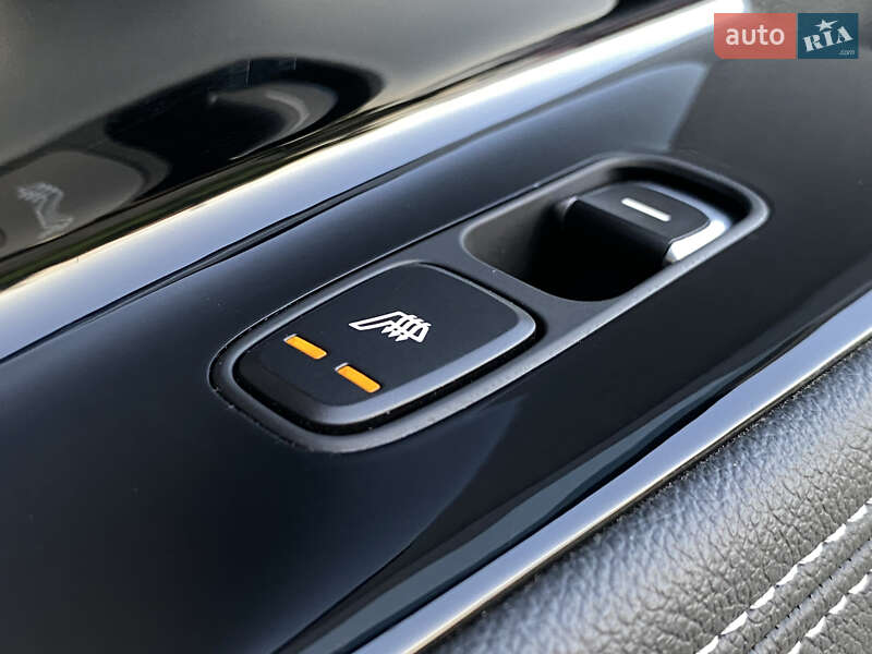 Внедорожник / Кроссовер Kia Niro 2020 в Львове