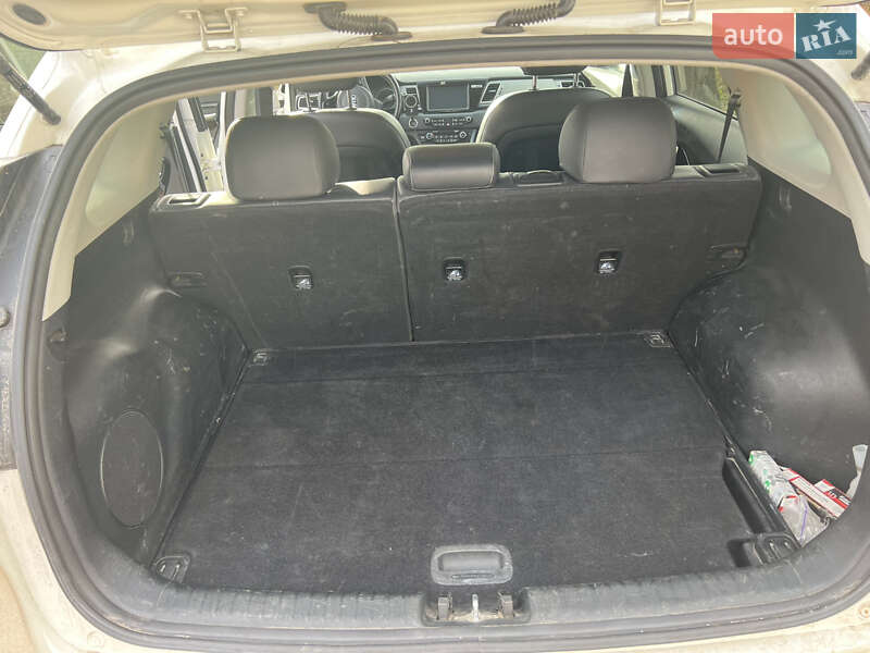 Позашляховик / Кросовер Kia Niro 2017 в Житомирі