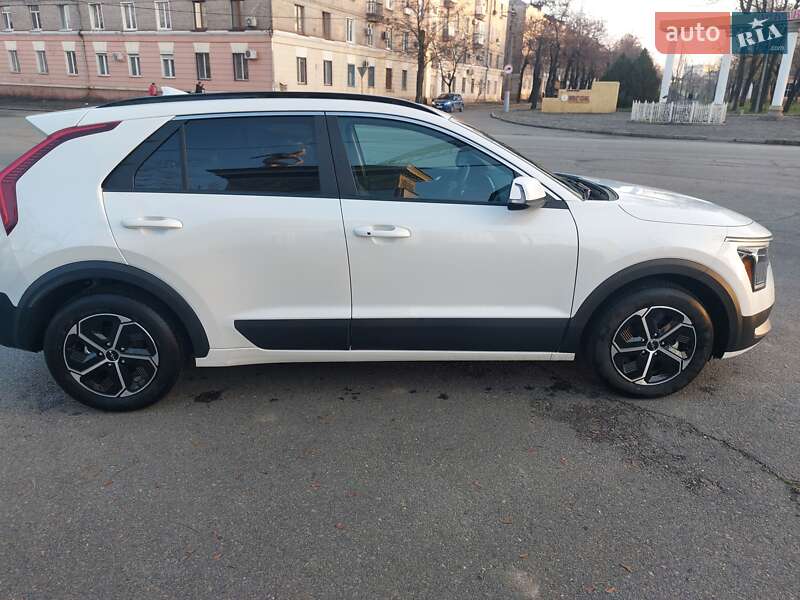 Внедорожник / Кроссовер Kia Niro 2024 в Кривом Роге
