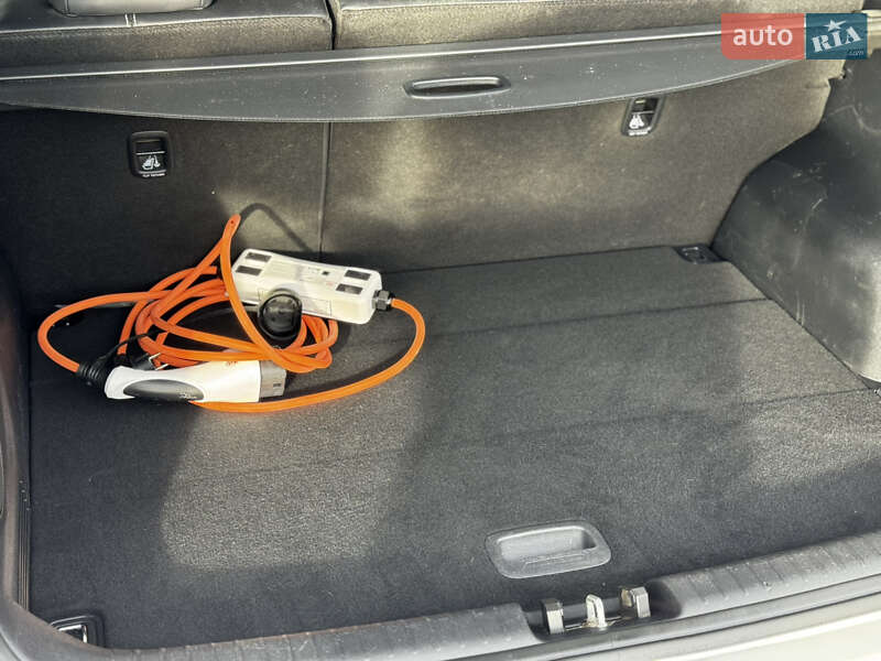 Внедорожник / Кроссовер Kia Niro 2020 в Дрогобыче