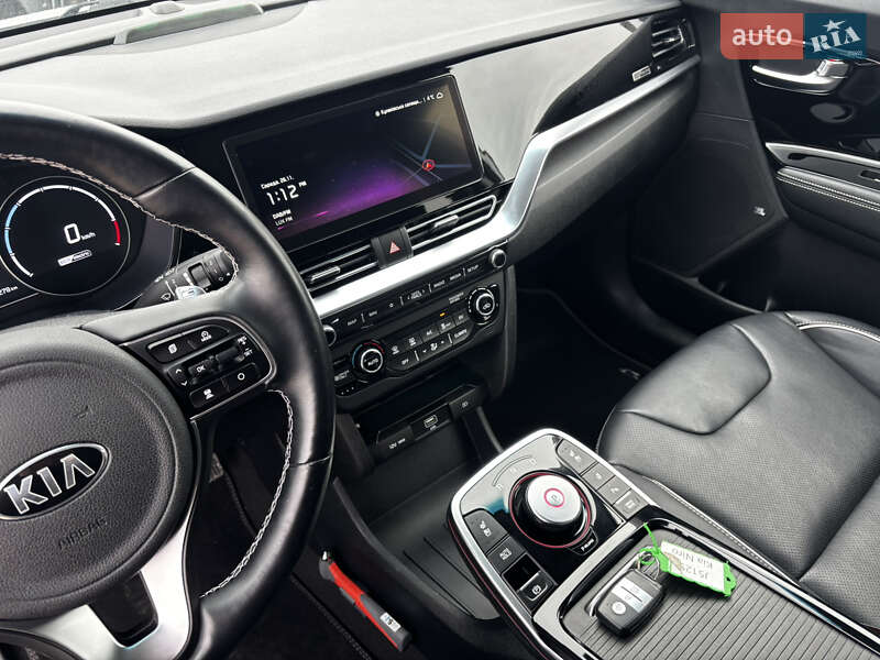 Внедорожник / Кроссовер Kia Niro 2020 в Львове