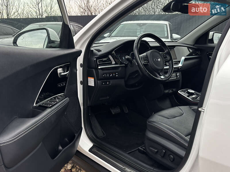 Внедорожник / Кроссовер Kia Niro 2020 в Львове