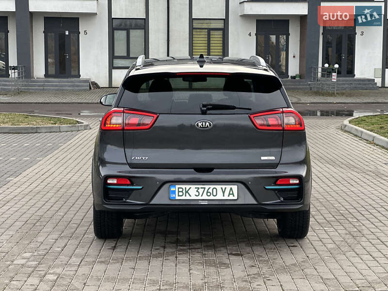 Внедорожник / Кроссовер Kia Niro 2019 в Ровно фото 8 Внедорожник / Кроссовер Kia Niro 2019 в Ровно