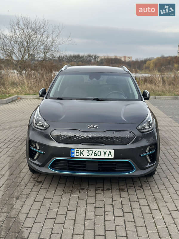 Внедорожник / Кроссовер Kia Niro 2019 в Ровно фото 67 Внедорожник / Кроссовер Kia Niro 2019 в Ровно