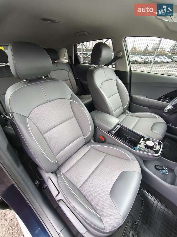 Позашляховик / Кросовер Kia Niro 2020 в Луцьку