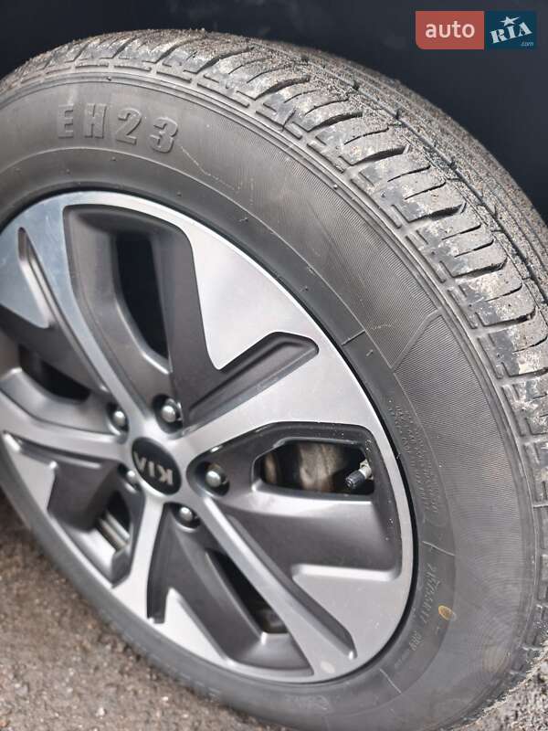 Позашляховик / Кросовер Kia Niro 2020 в Луцьку