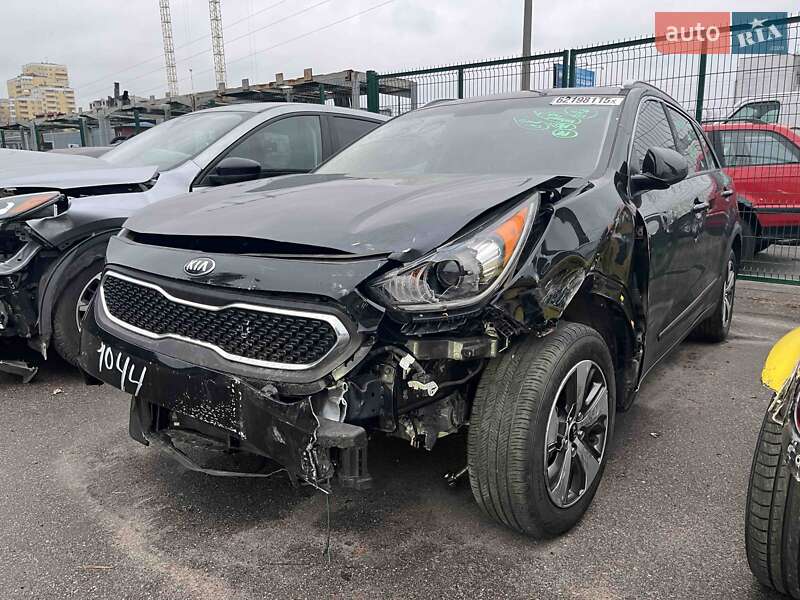 Внедорожник / Кроссовер Kia Niro 2019 в Киеве