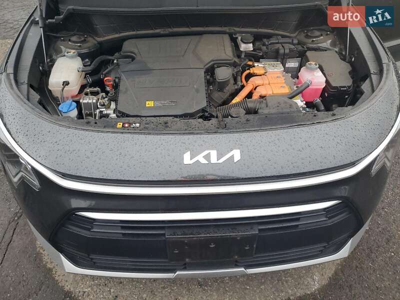 Внедорожник / Кроссовер Kia Niro 2023 в Львове