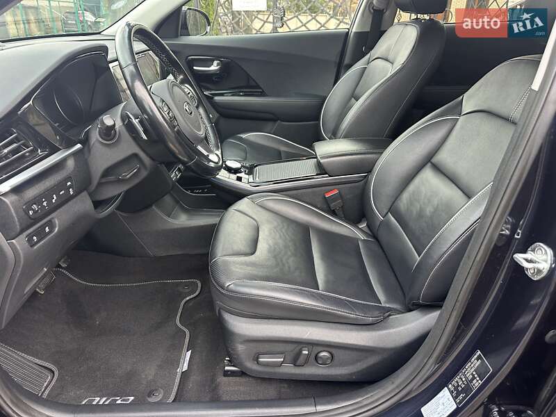 Внедорожник / Кроссовер Kia Niro 2020 в Луцке фото 15 Внедорожник / Кроссовер Kia Niro 2020 в Луцке
