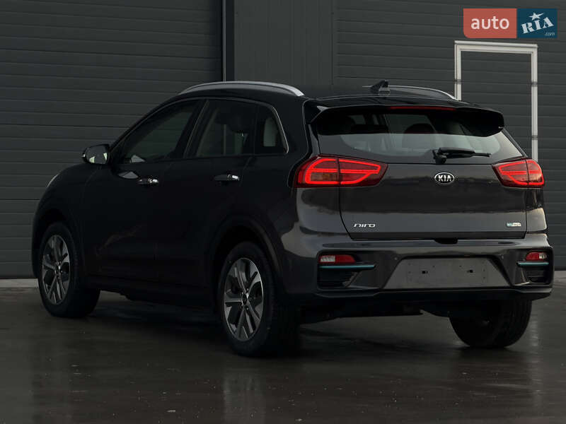 Позашляховик / Кросовер Kia Niro 2020 в Дубні