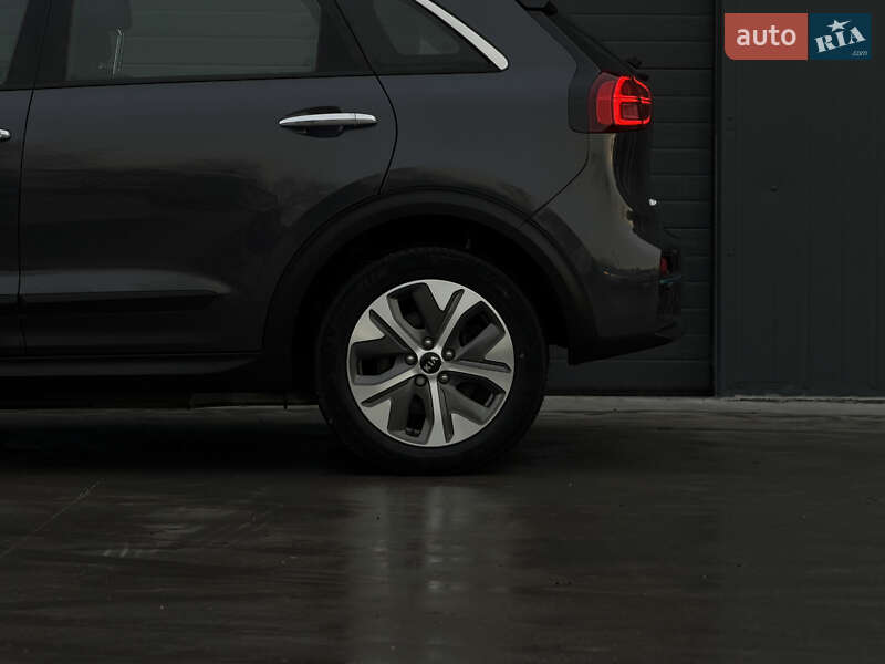 Позашляховик / Кросовер Kia Niro 2020 в Дубні