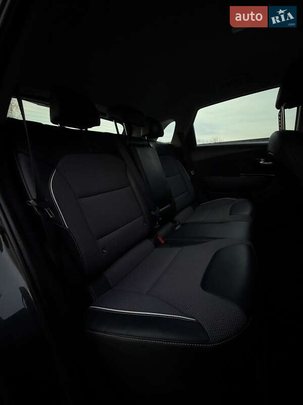 Позашляховик / Кросовер Kia Niro 2020 в Дубні