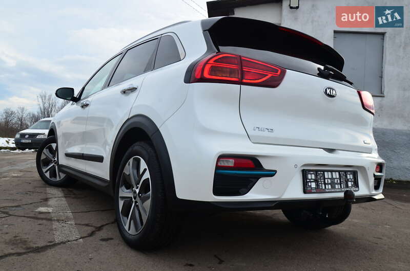 Внедорожник / Кроссовер Kia Niro 2021 в Дрогобыче