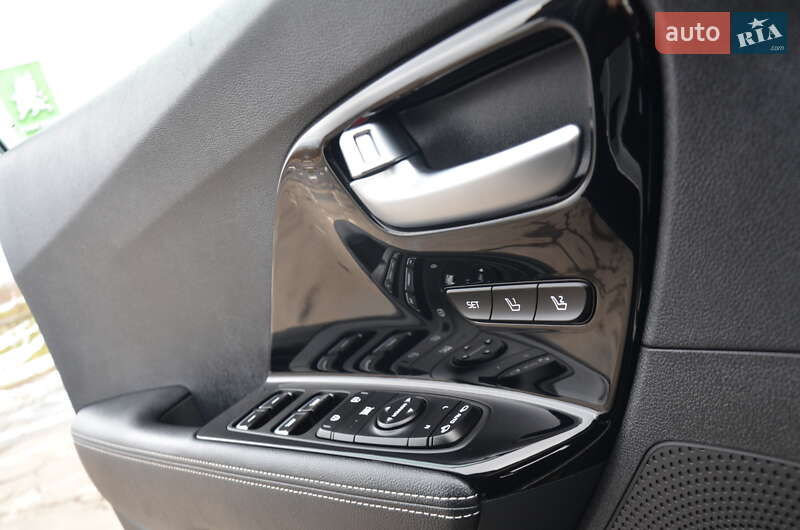 Внедорожник / Кроссовер Kia Niro 2021 в Дрогобыче