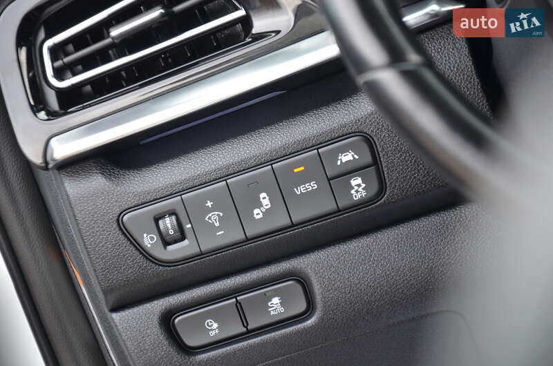 Внедорожник / Кроссовер Kia Niro 2021 в Дрогобыче