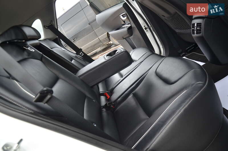 Внедорожник / Кроссовер Kia Niro 2021 в Дрогобыче