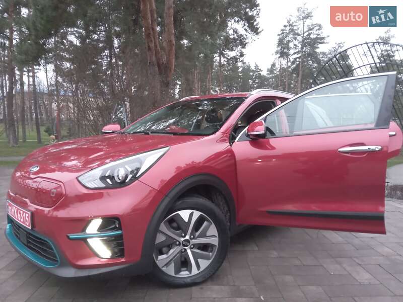Внедорожник / Кроссовер Kia Niro 2020 в Ирпене