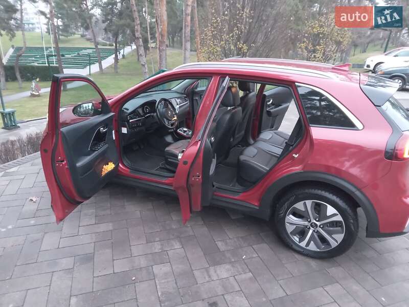 Внедорожник / Кроссовер Kia Niro 2020 в Ирпене