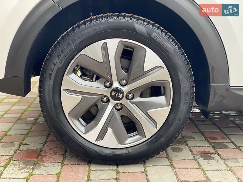 Внедорожник / Кроссовер Kia Niro 2021 в Тернополе фото 13 Внедорожник / Кроссовер Kia Niro 2021 в Тернополе