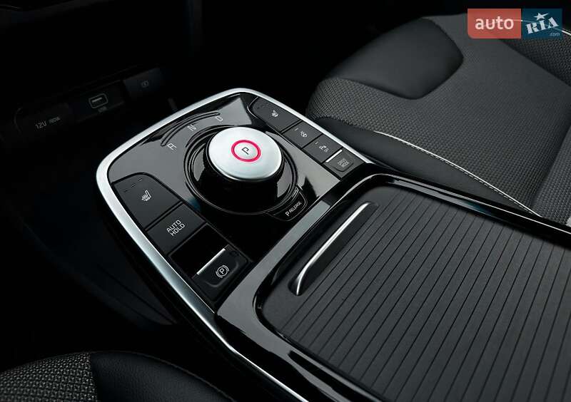 Внедорожник / Кроссовер Kia Niro 2022 в Львове