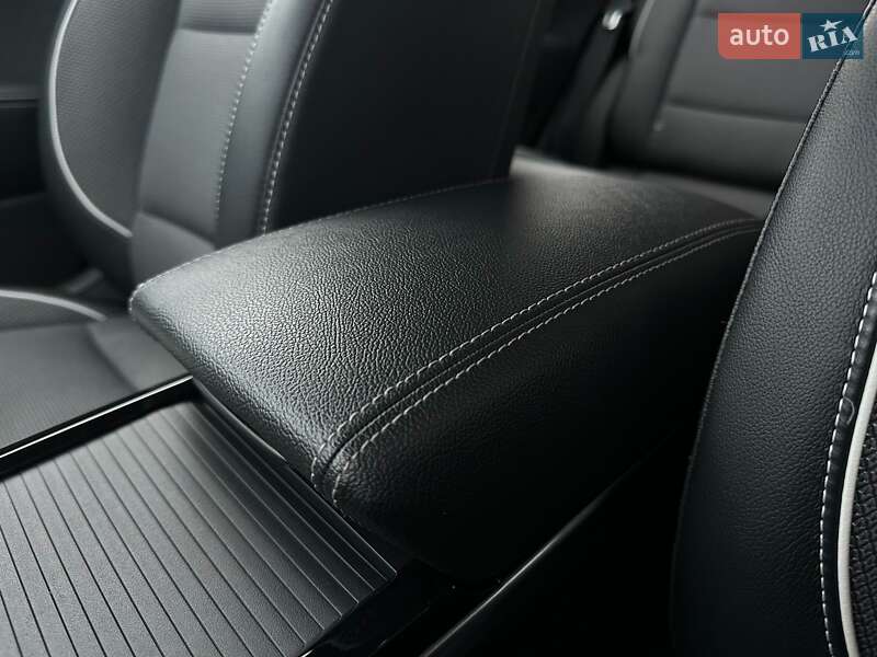 Внедорожник / Кроссовер Kia Niro 2022 в Львове