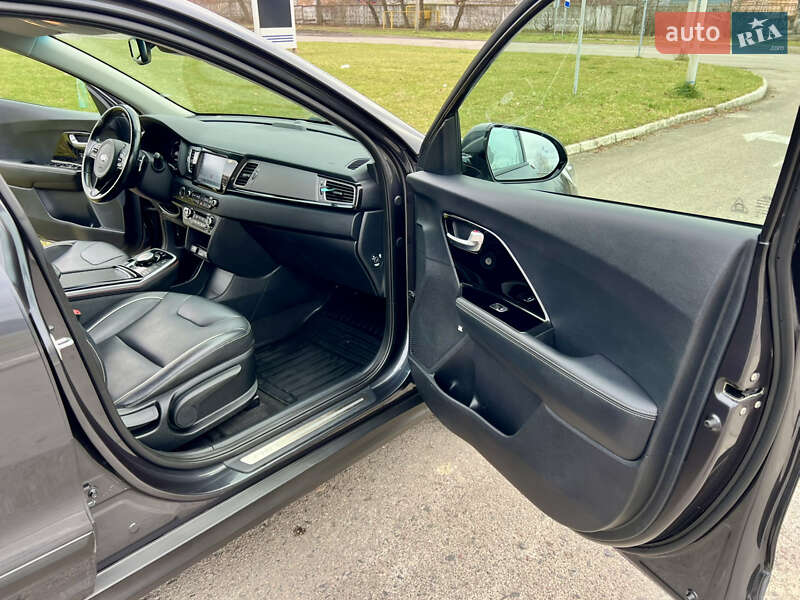 Внедорожник / Кроссовер Kia Niro 2019 в Ровно