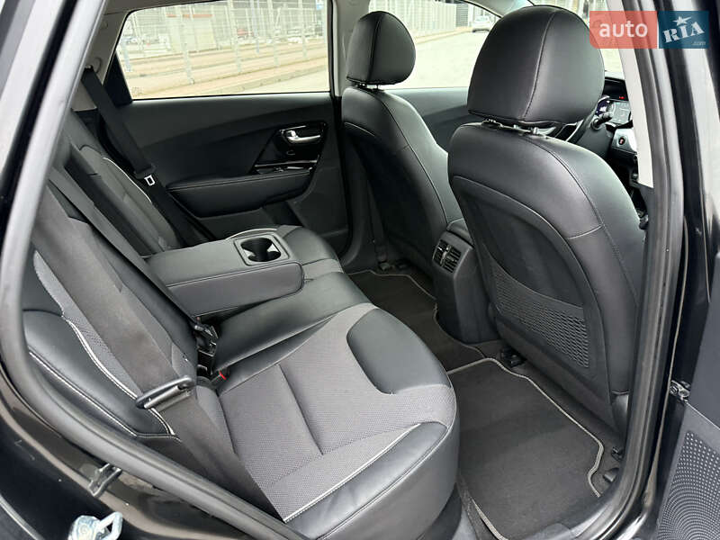 Внедорожник / Кроссовер Kia Niro 2021 в Львове