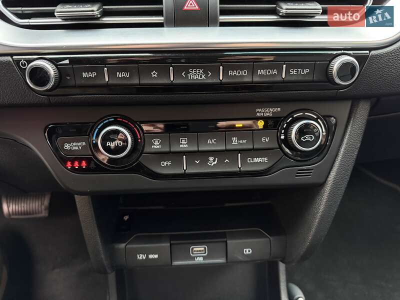 Внедорожник / Кроссовер Kia Niro 2020 в Стрые