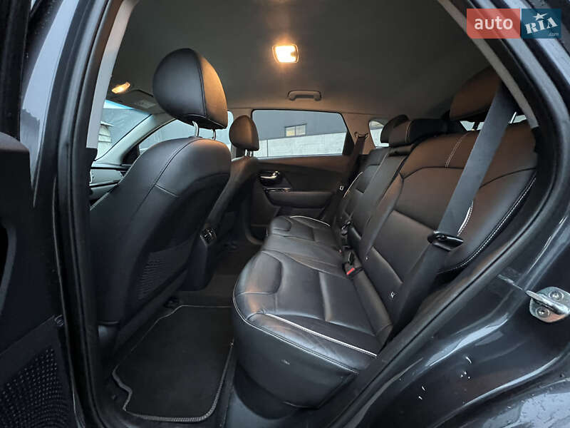 Позашляховик / Кросовер Kia Niro 2020 в Києві