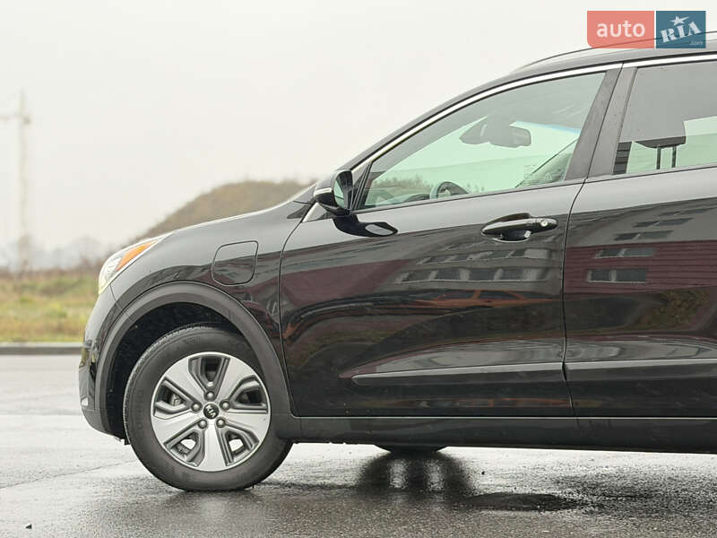 Внедорожник / Кроссовер Kia Niro 2018 в Виннице