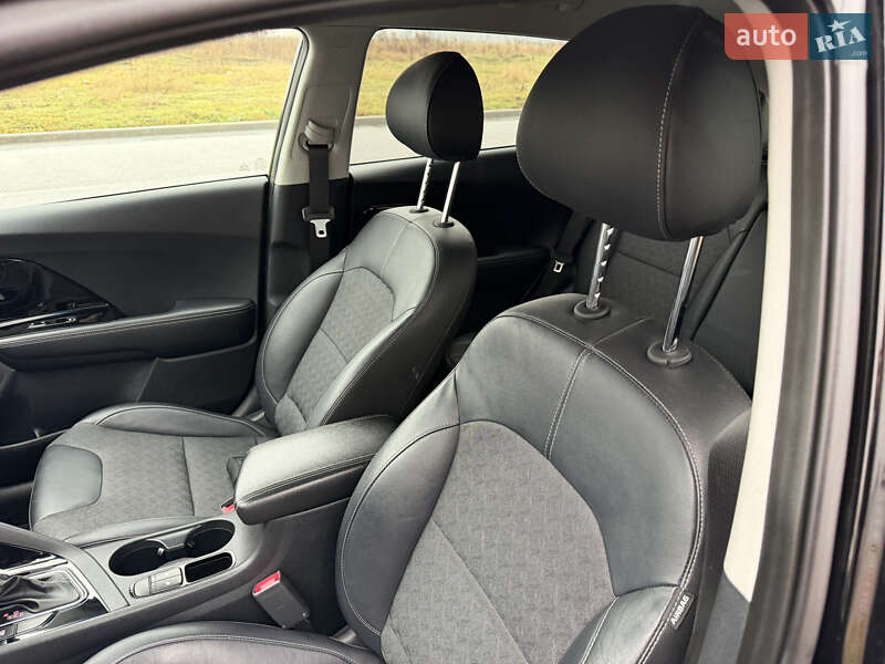 Внедорожник / Кроссовер Kia Niro 2018 в Виннице