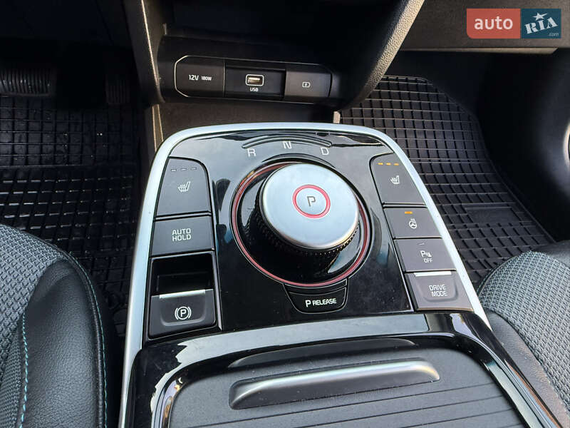 Внедорожник / Кроссовер Kia Niro 2021 в Трускавце