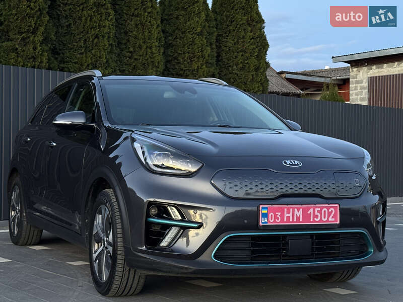 Внедорожник / Кроссовер Kia Niro 2020 в Львове фото 10 Внедорожник / Кроссовер Kia Niro 2020 в Львове