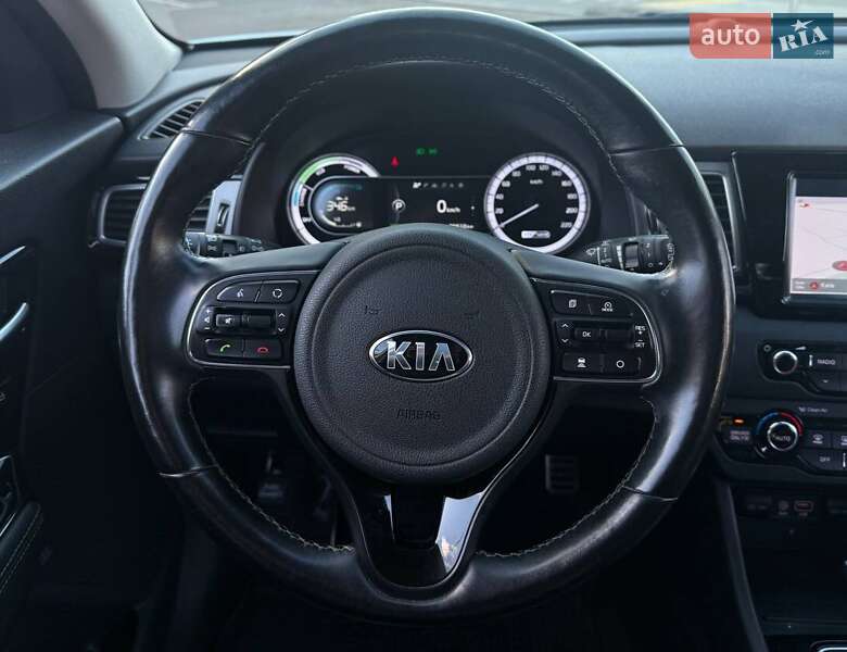 Внедорожник / Кроссовер Kia Niro 2017 в Киеве фото 20 Внедорожник / Кроссовер Kia Niro 2017 в Киеве
