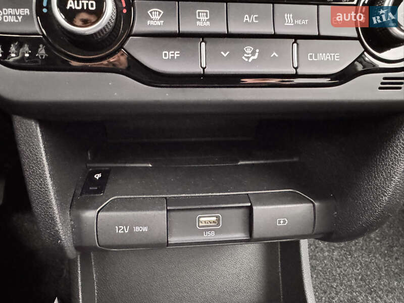 Позашляховик / Кросовер Kia Niro 2020 в Луцьку фото 33 Позашляховик / Кросовер Kia Niro 2020 в Луцьку