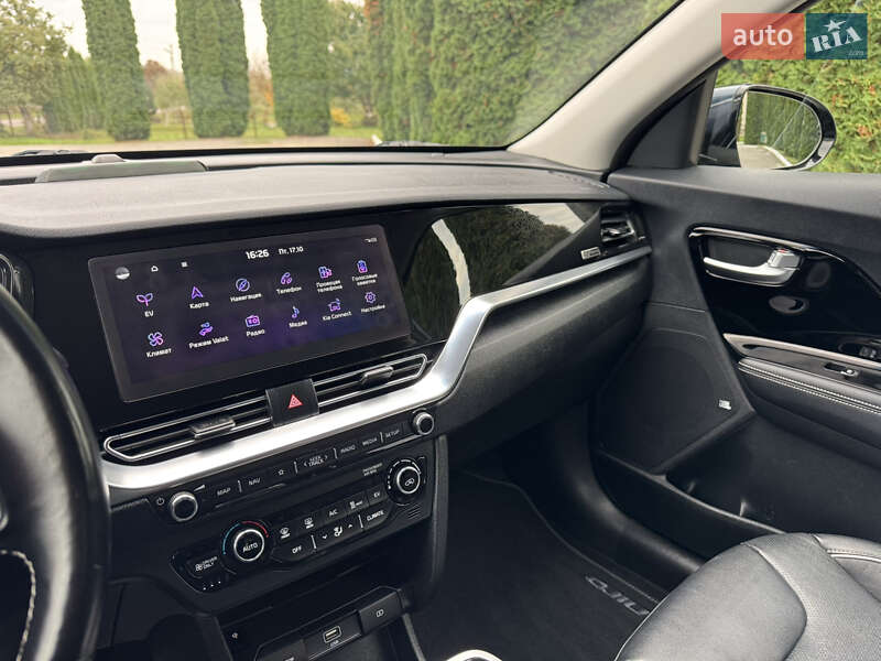 Внедорожник / Кроссовер Kia Niro 2020 в Дубно