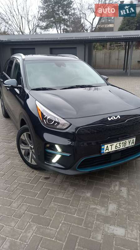 Внедорожник / Кроссовер Kia Niro 2022 в Ивано-Франковске